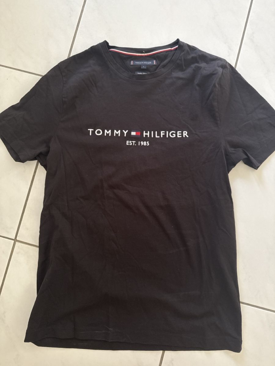 T-shirt: Shirt Tommy Hilfiger Gr M/L – Nuovo (secondo la descrizione) da Zell ZH venduto da Guffos