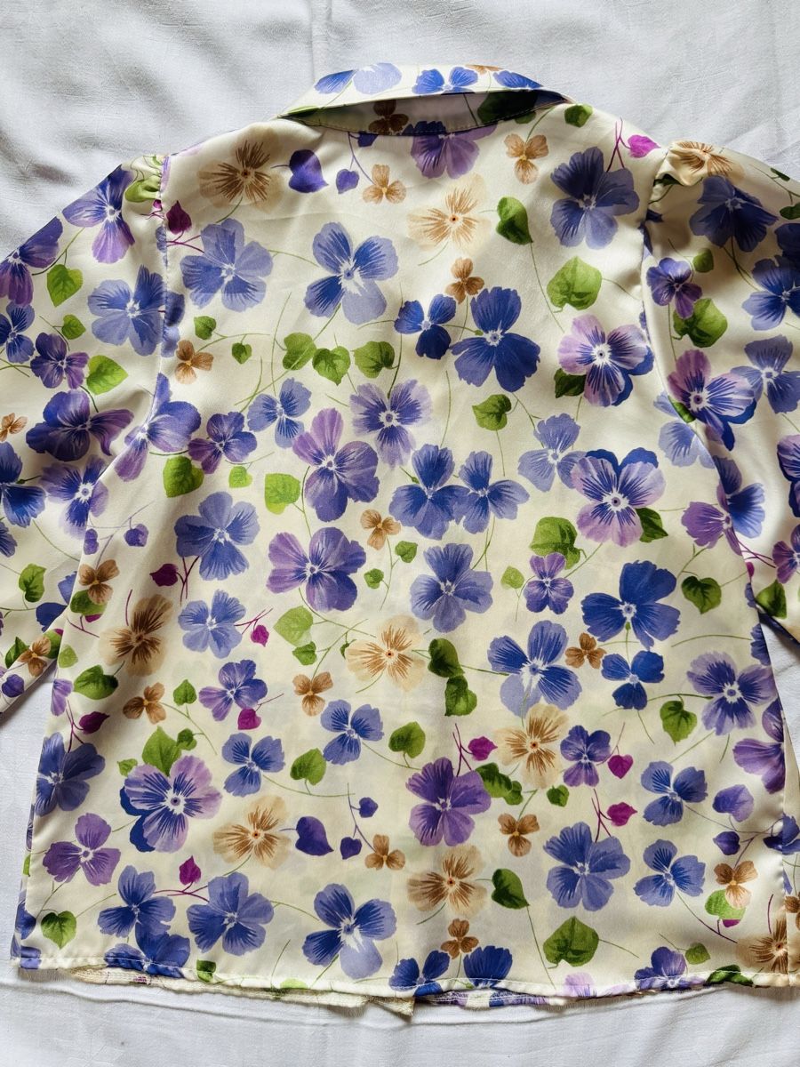 Camicette: Chemisier fleuri lavande, taille L – Usato da Ballaigues venduto da stef1972 4