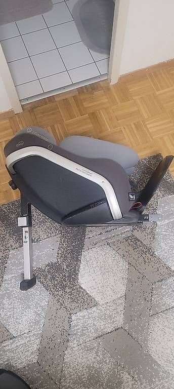 Concord Seggiolini per auto: Siège auto Concord Reverse plus – Usato da Vevey venduto da obi_n8zc 2