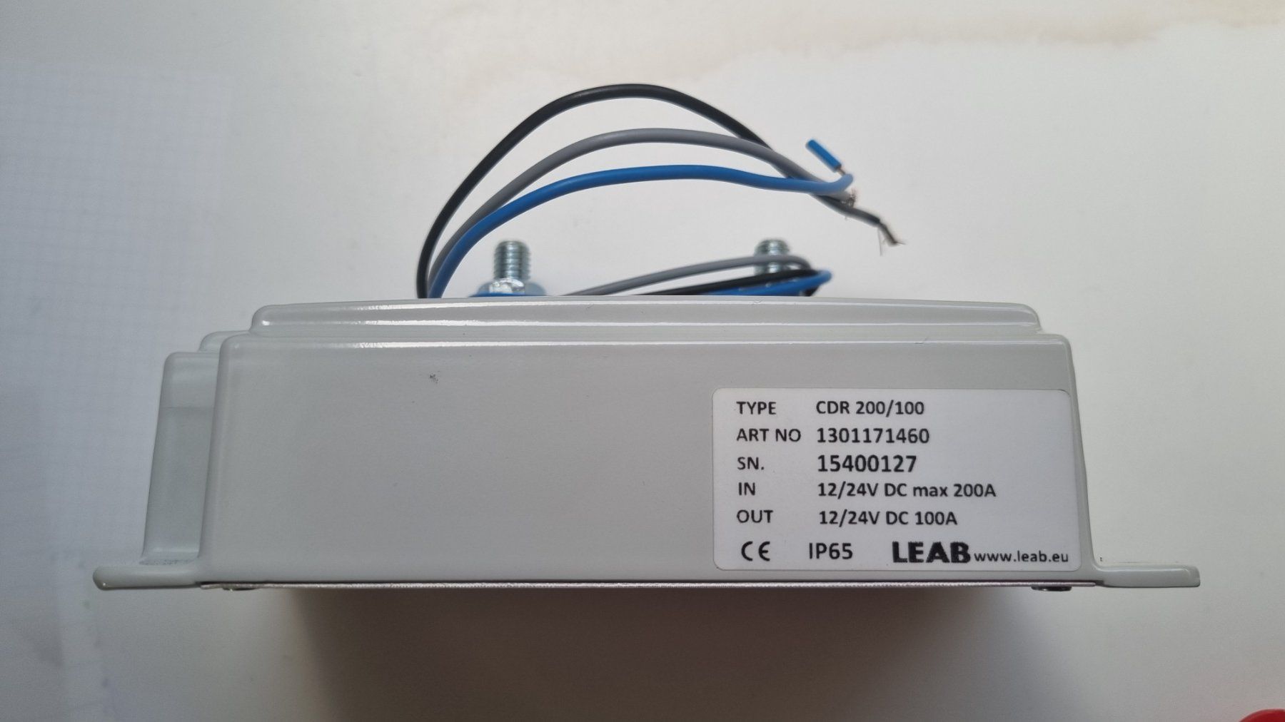 Composants électroniques: Batterie Ladeverteiler LEAB Camper Wohnmobil – Neuf avec emballage d'origine à Fürigen par Bucheli59 2