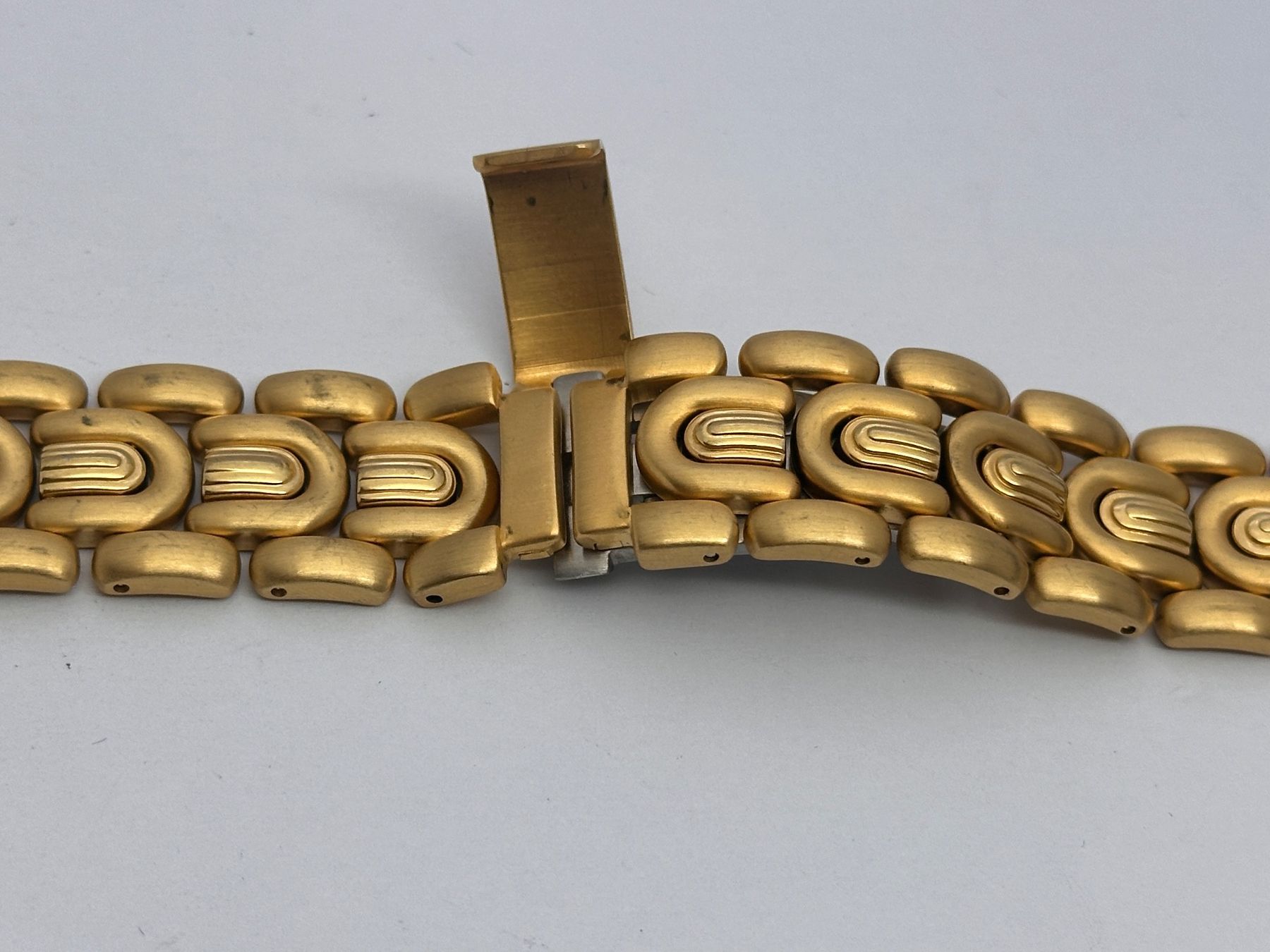 Universal Genève Uhren: Universal Geneve Corporate Band 18mm – Gebraucht aus Brüttisellen von AlphaOmega05 3