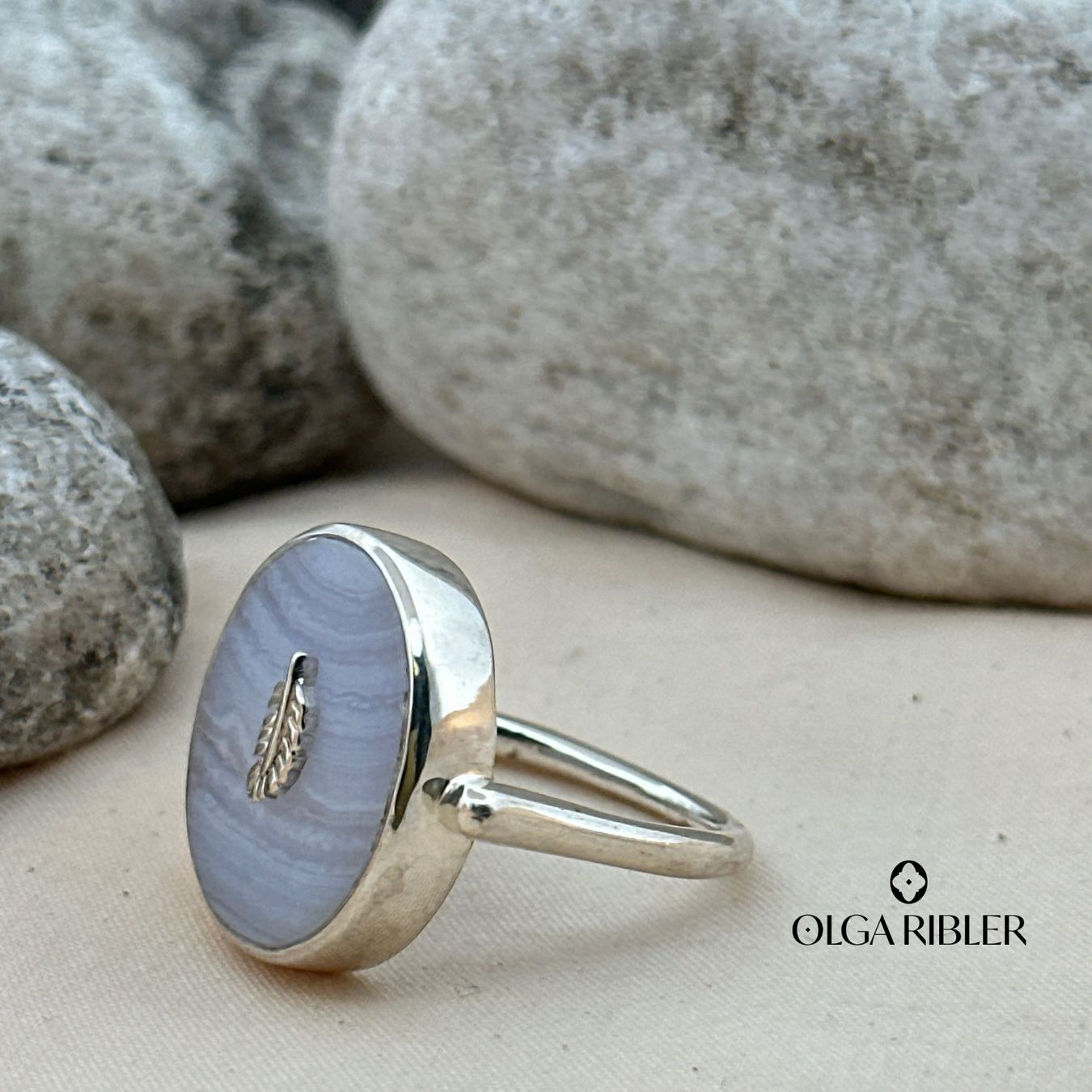 Olga Ribler Anelli: Silber Ring 925 mit Chalzedone Grösse 56 – Nuovo (secondo la descrizione) da Luzern venduto da Schmuckoutlet 4