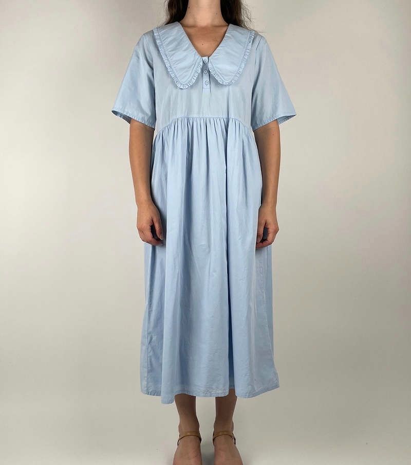 Kleider: Robe ample, 100 % coton, comme neuve – Gebraucht aus Courroux von Yermakova