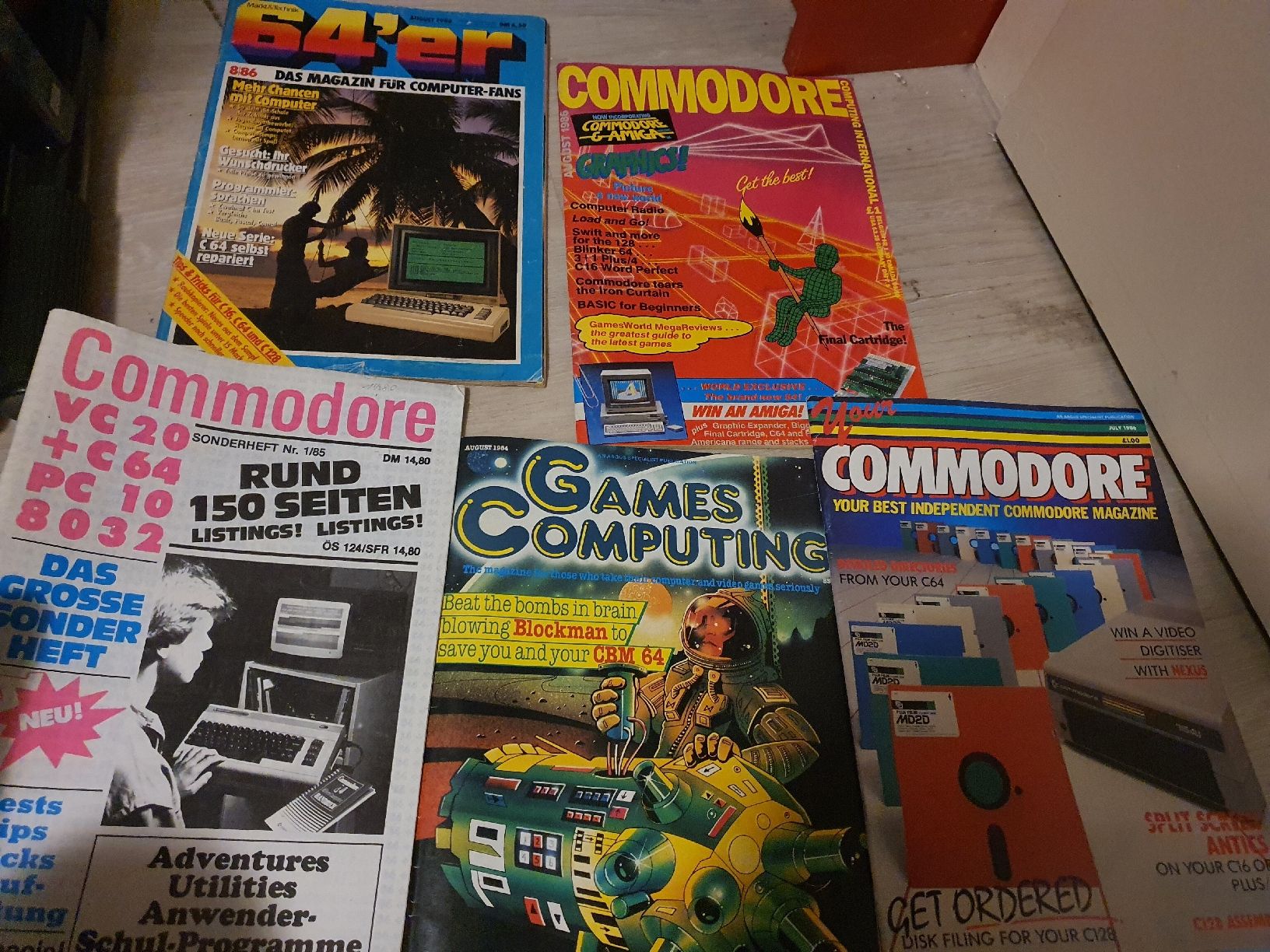 Zeitschriften & Magazine: Commodore C64 Magazine Sammlung - Nostalgie pur! – Gebraucht aus Muri AG von Jeromia