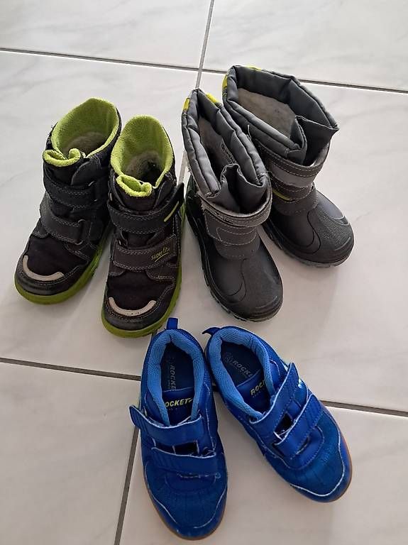 Superfit Scarpe per ragazzi: Schuhpaket Gr. 29 - Winterstiefel, Sneaker – Usato da Belp venduto da Verk976