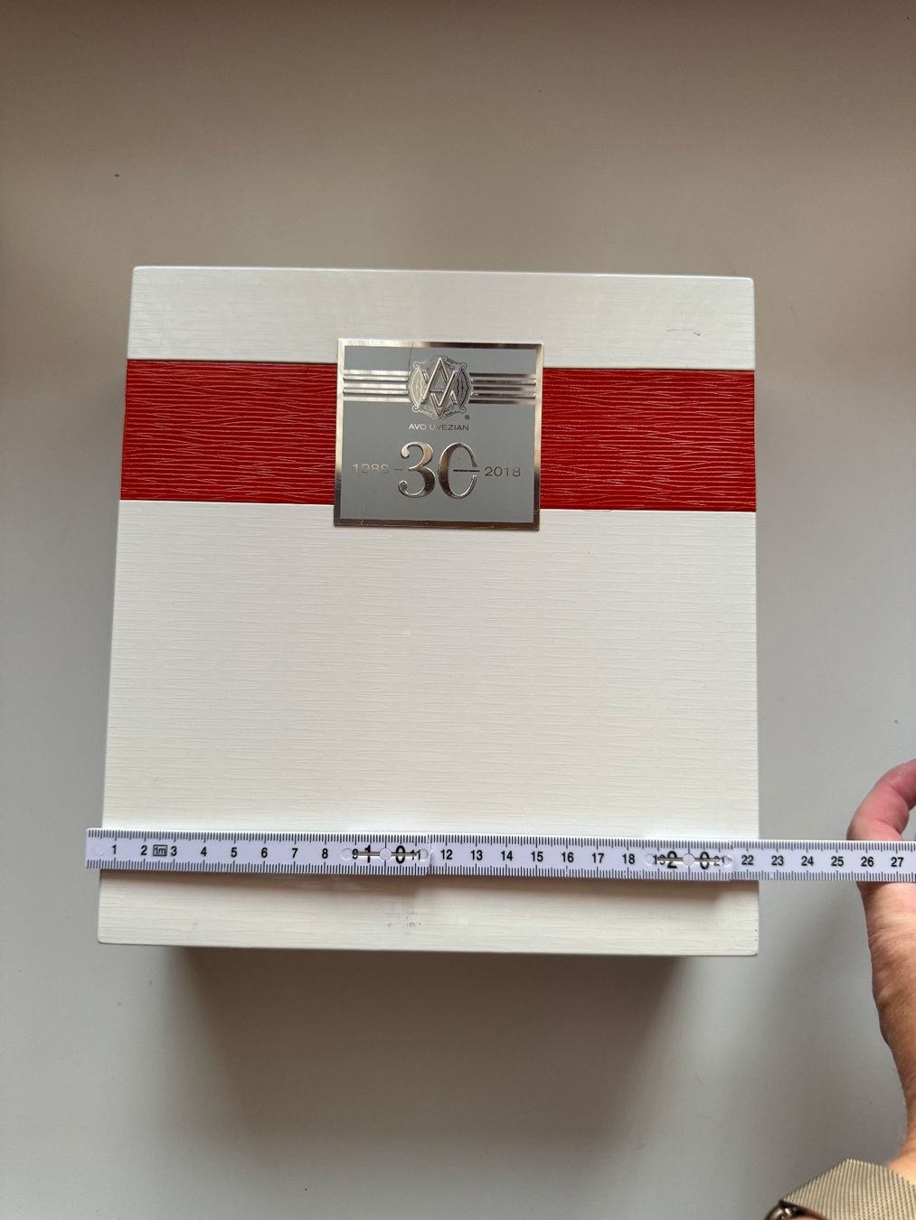 Altri Prodotti per fumatori: Sehr hübsche Zigarren-Box aus Holz – Usato da Grosswangen venduto da Second_hand_paradise 3