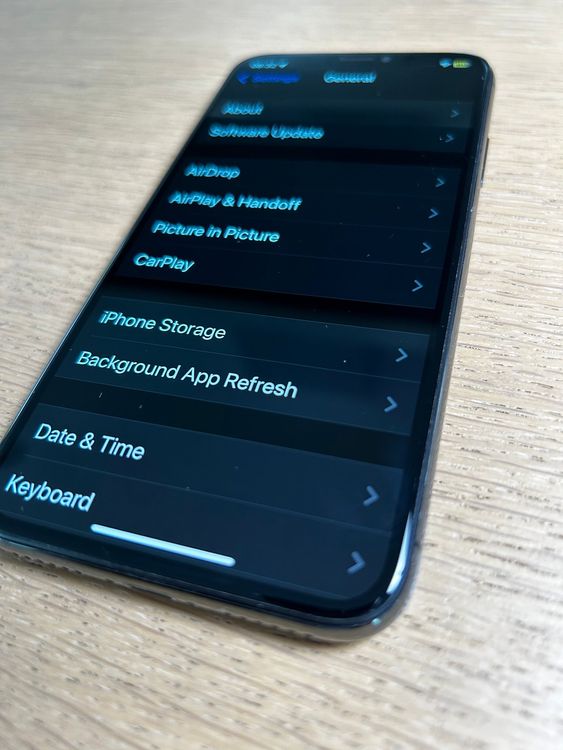 iPhone X Model MQAF2ZD/A | Kaufen auf Ricardo