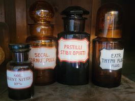 Apothekerflaschen antik