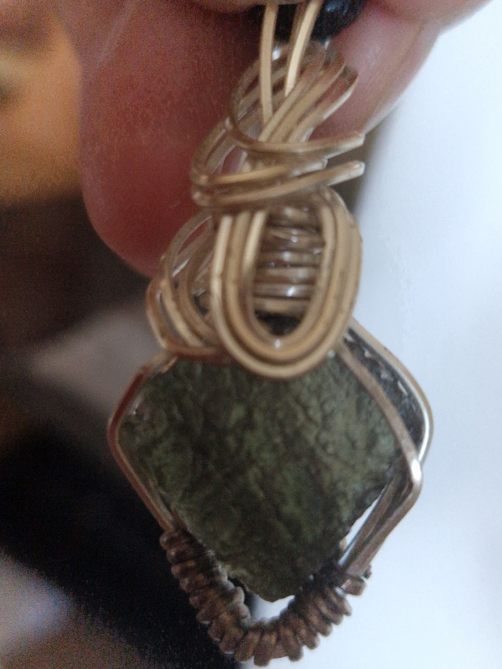 Minerali & Pietre curative: MOLDAVITE véritable monté sur fil argent – Nuovo (secondo la descrizione) da SAXON venduto da Mariposita1428 1