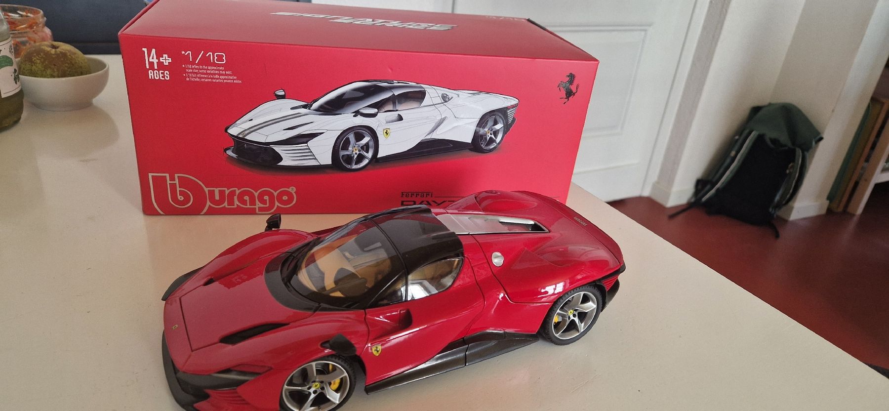 Bburago Modellini d'auto: Ferrari daytona SP3 – Nuovo (secondo la descrizione) da Burgdorf venduto da maj_swz8
