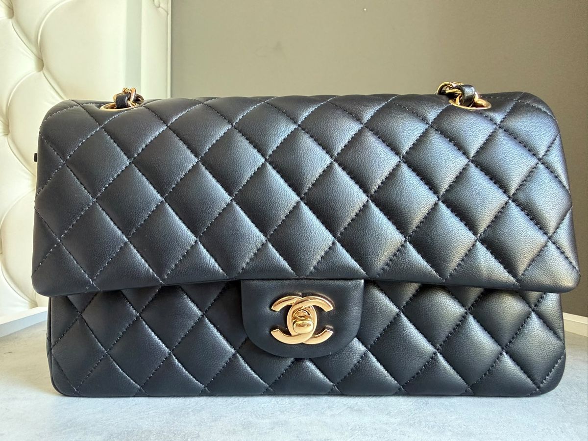 Chanel Sacs femmes: Sac chanel timeless classique fullset – D'occasion à Bussigny par tmu_8p2m