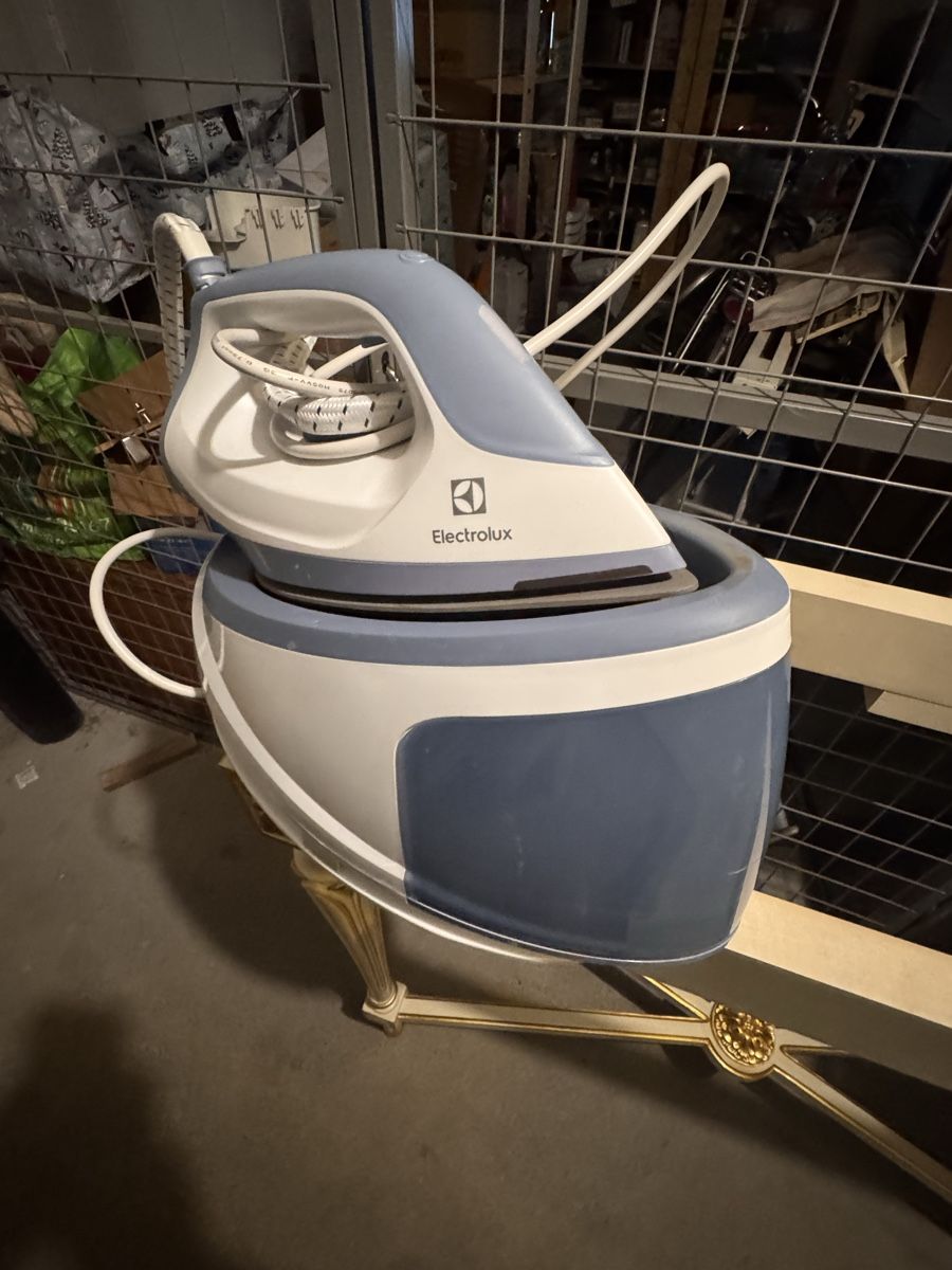 Electrolux Ferri da stiro: Faire à repasser Elektrolux – Usato da Bulle venduto da Leo1202