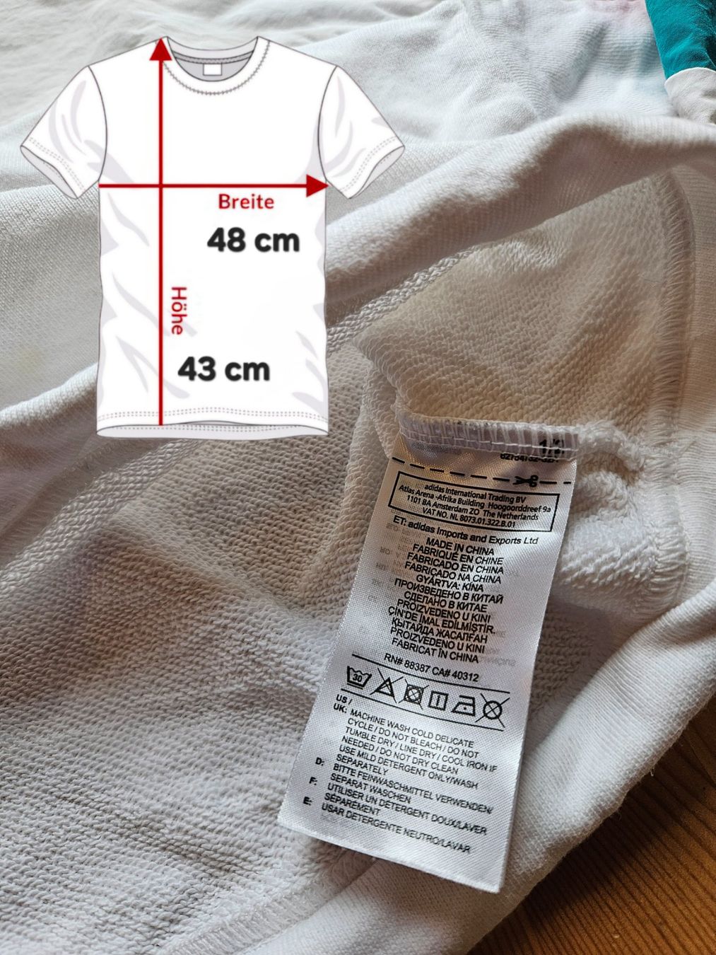 Adidas Maglioni & Felpe: Cropped Sweater adidas Grösse S retro Pullover Hoodie – Usato da Hägglingen venduto da United-Village-Trade 4