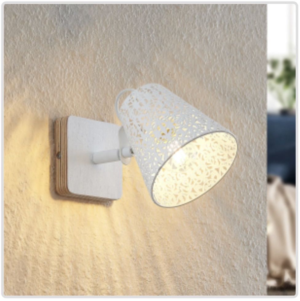 Lampade: Weisse Wandlampe/Deckenlampe mit Lochmuster, E14, Neu! – Nuovo (secondo la descrizione) da Wetzikon ZH venduto da mag_96fy