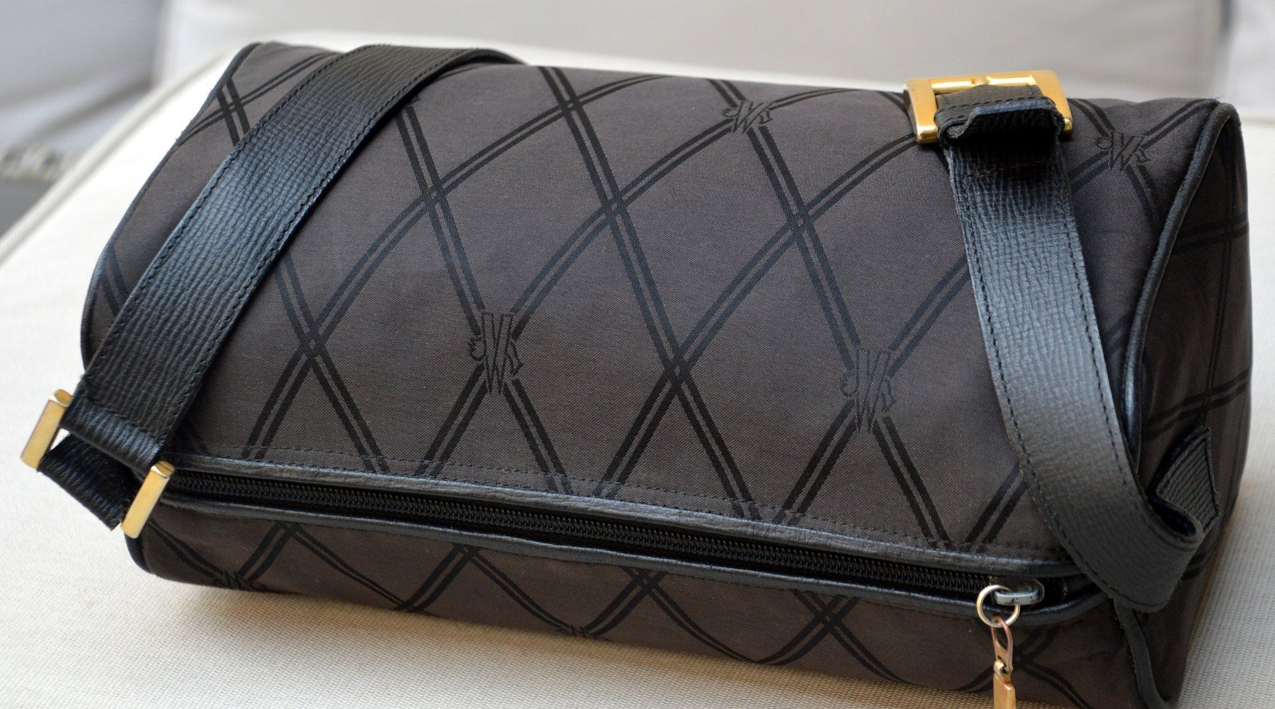 Moncler Borse da donna: Tasche Moncler Sac – Usato da Collonges venduto da Auganien 5