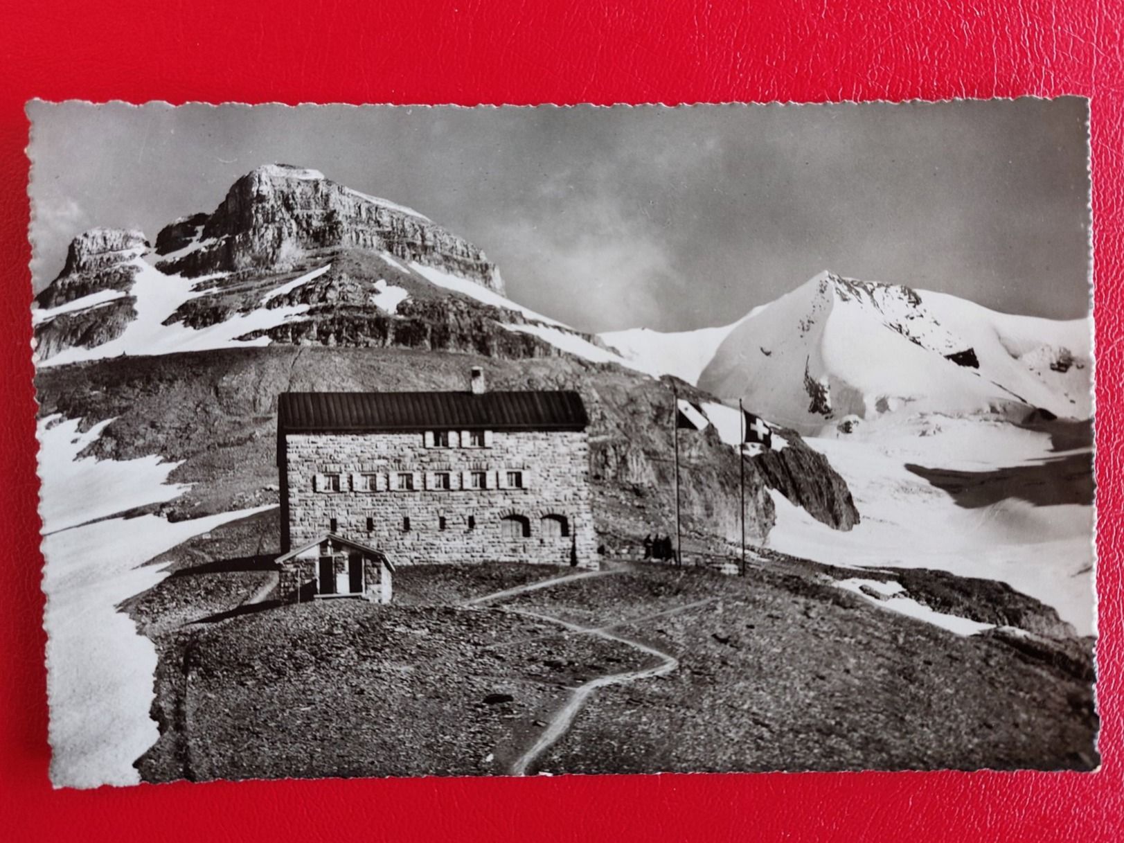 Ansichtskarten: Blümlisalphütte 1952 // Top Vollstempel // – Gebraucht aus St-Légier-Chiésaz von Theo006