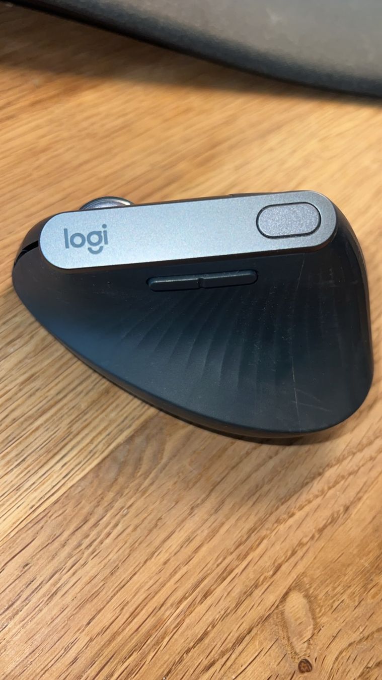 Logitech Tastaturen: Logitech bundle mit Maus,Webcam und Tastatur – Gebraucht aus Rümlang von DuDuGess 1