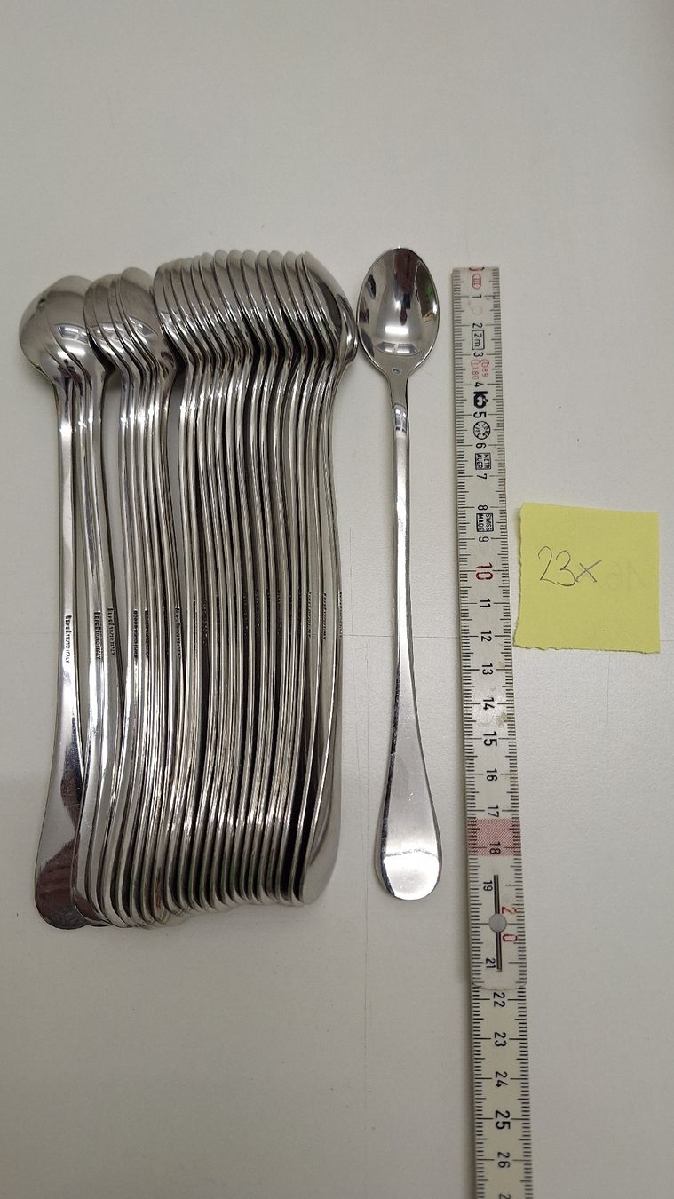 Bestecksets: Gastro Besteck – Gebraucht aus Binningen von Bombeleger 1