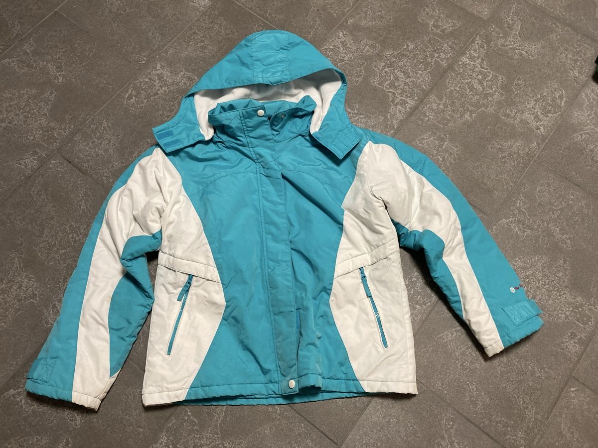 C&A Jacken: Winterjacke – Gebraucht aus Gunzwil von Heimatchochi