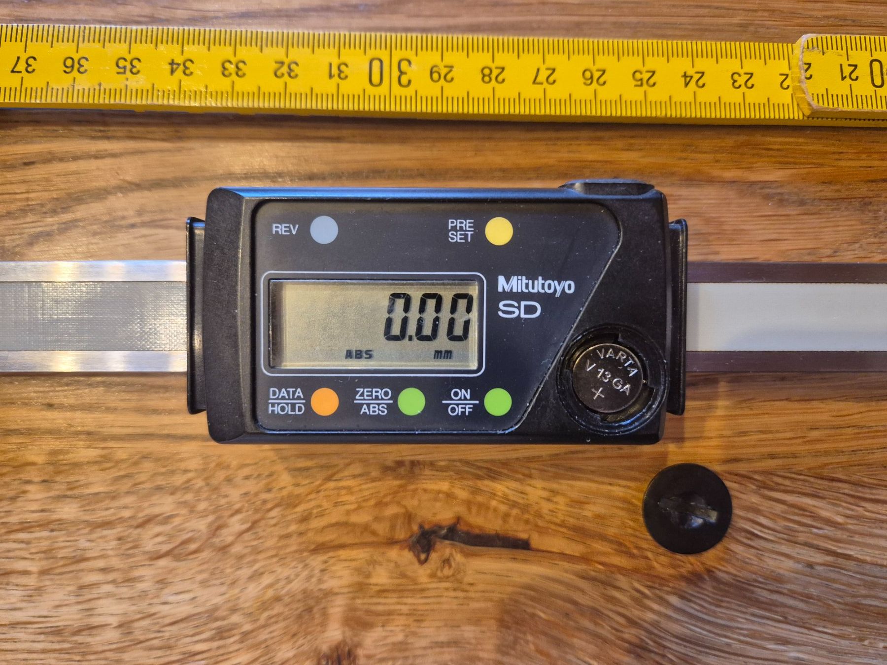 Mitutoyo Mesurer: Messschieber Mitutoyo SD-60B 572-425 – D'occasion à Winkel par Heuresis 1