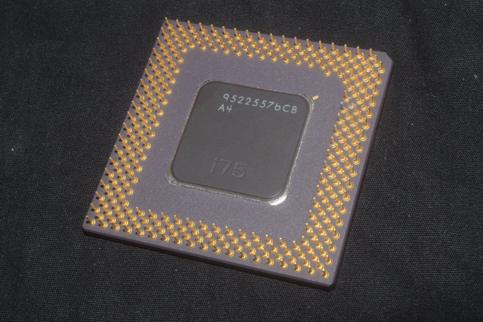 Intel Elektronikbauteile: Intel Pentium 75 Unmarked/Mechanical Sample – Defekt aus Châtelaine von Pttn 1