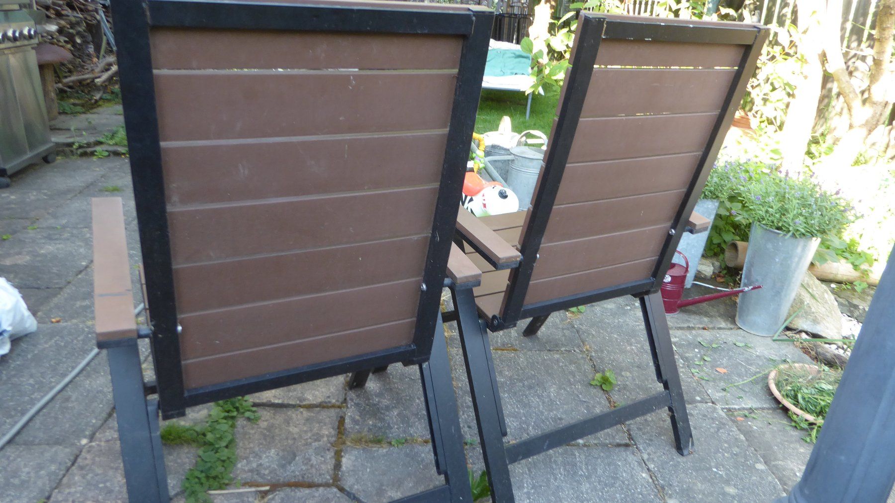 Sedie: 2 stabiele Gartenstühle mit Sitzkissen – Usato da Sargans venduto da Benziner 2