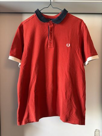 Fred Perry Poloshirt Slim Fit rot Grösse L gebraucht