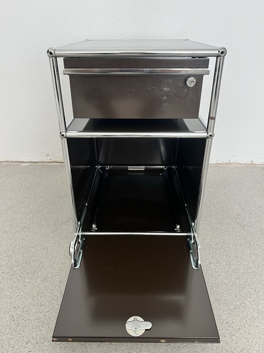 USM Korpus: Vintage USM original Möbel  – Gebraucht aus Luzern von HIMYM4200 2