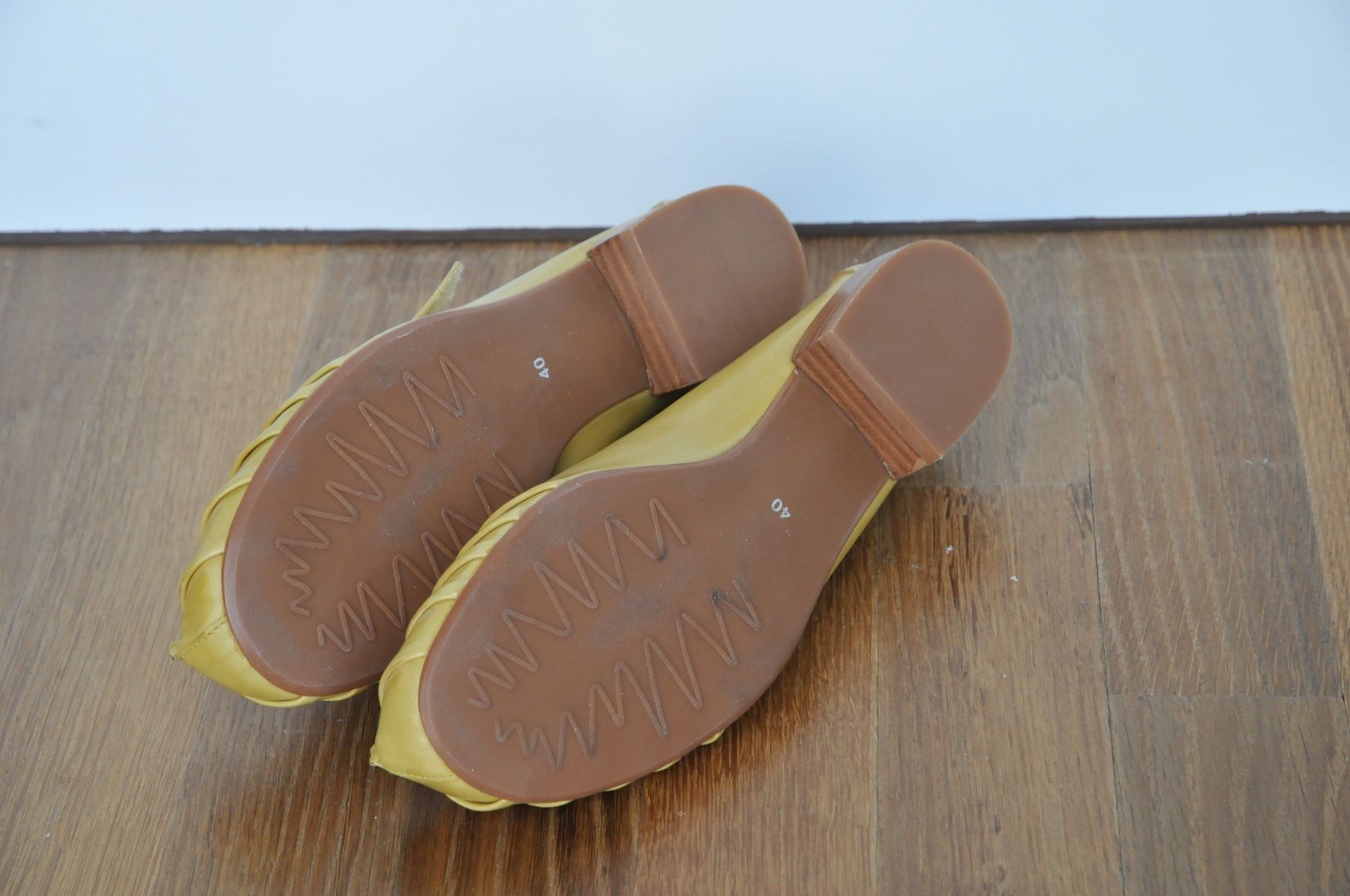 Scarpe da donna: Pumps – Usato da Biel/Bienne venduto da osajost 1
