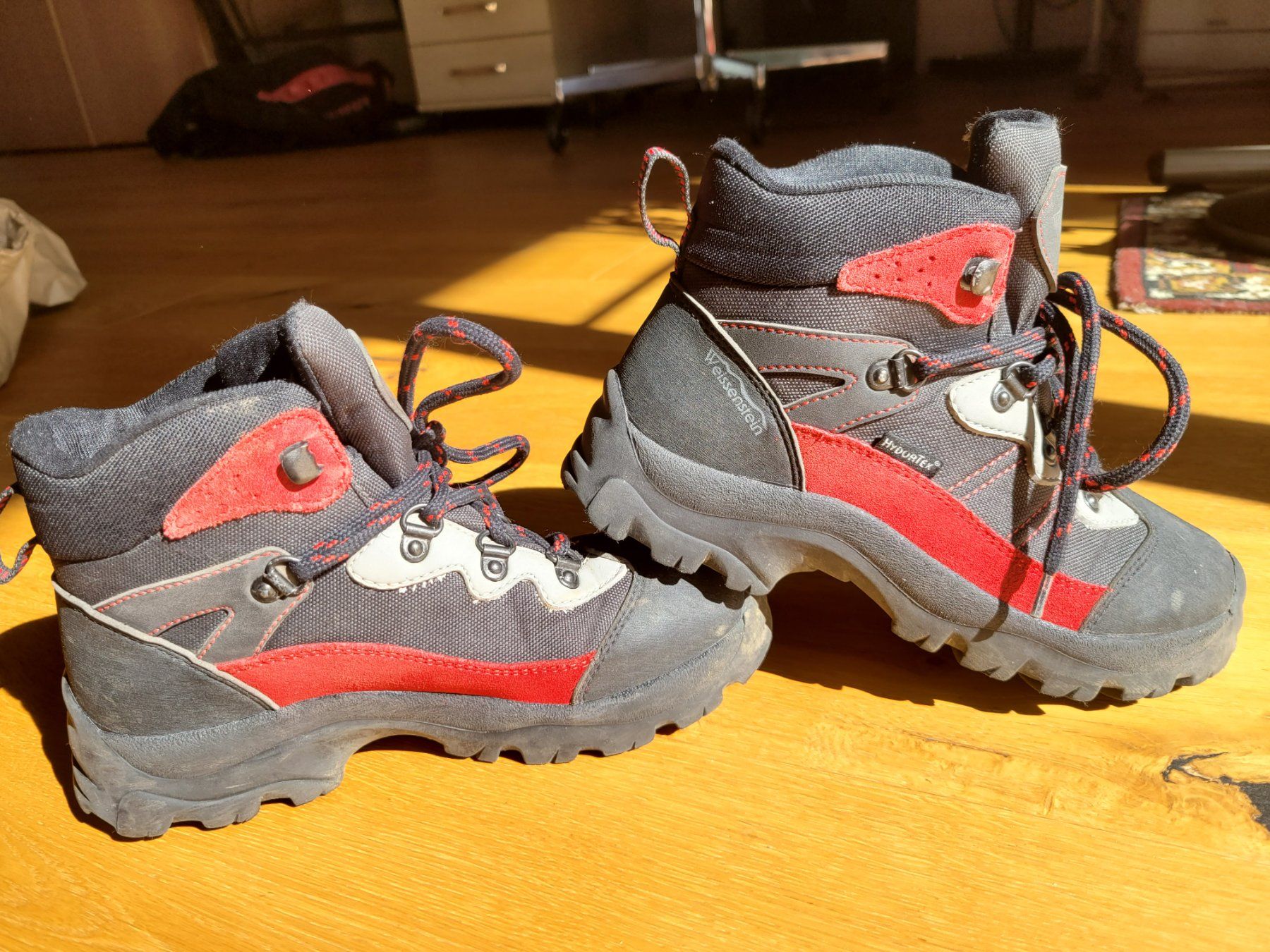 Scarpe per ragazzi: Weissenstein Wanderschuh Grösse 35 – Usato da Heiligkreuz (Mels) venduto da PascalWa