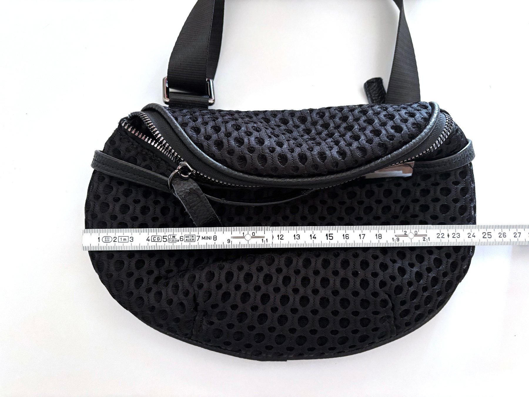 Borse da donna: Tasche, Beuteltasche – Nuovo e nell'imballaggio originale da Luzern venduto da Jurschka 4
