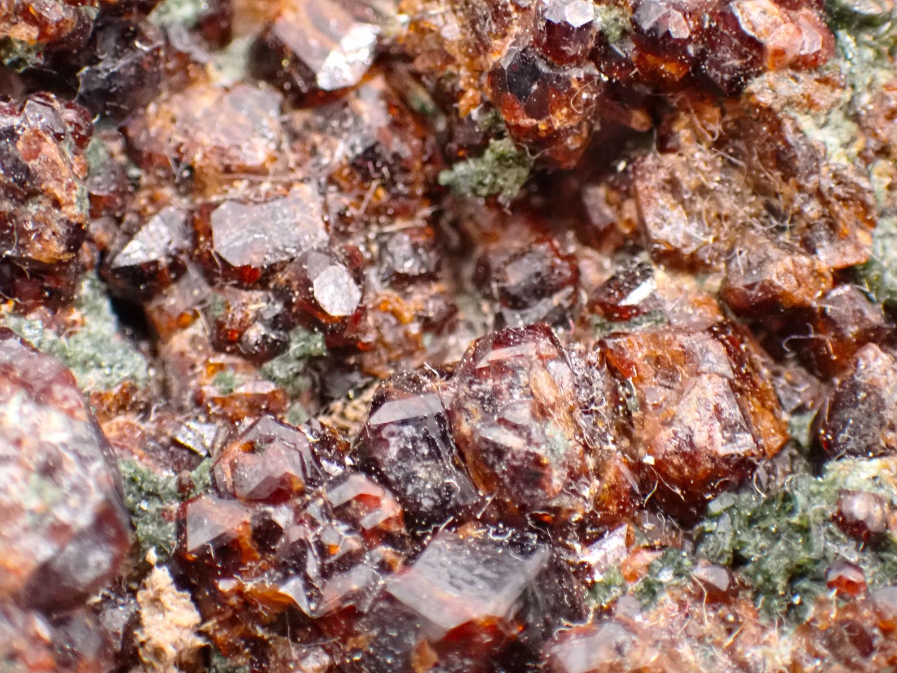 Minerali & Pietre curative: RaRe Hessonite, Pollux, Valais – Usato da Figino venduto da panshop 3