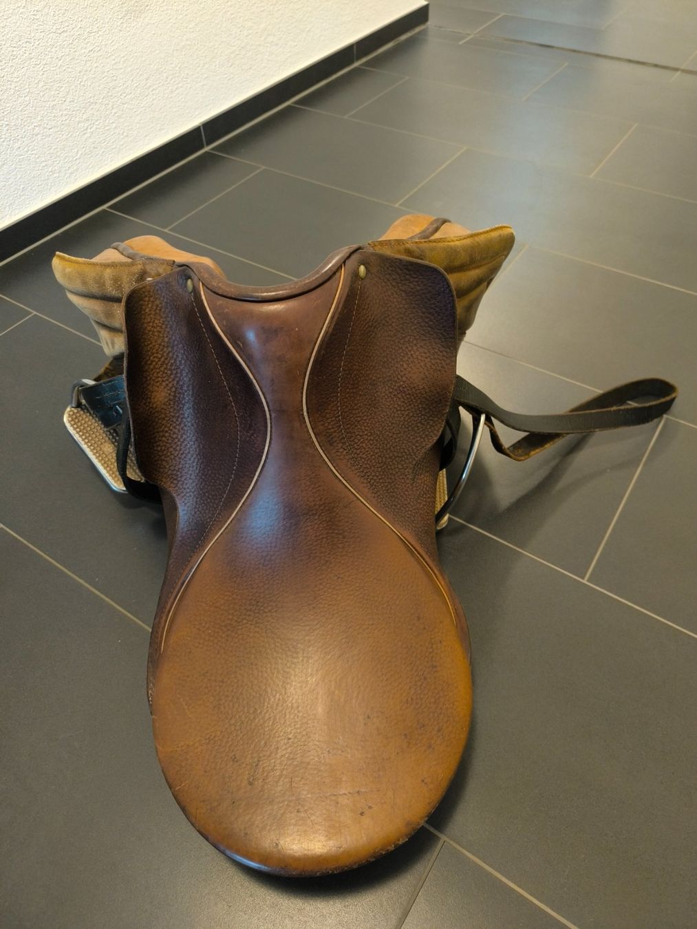 Selles, accessoires: Sattel – D'occasion à Oberägeri par mad_lb9l 1