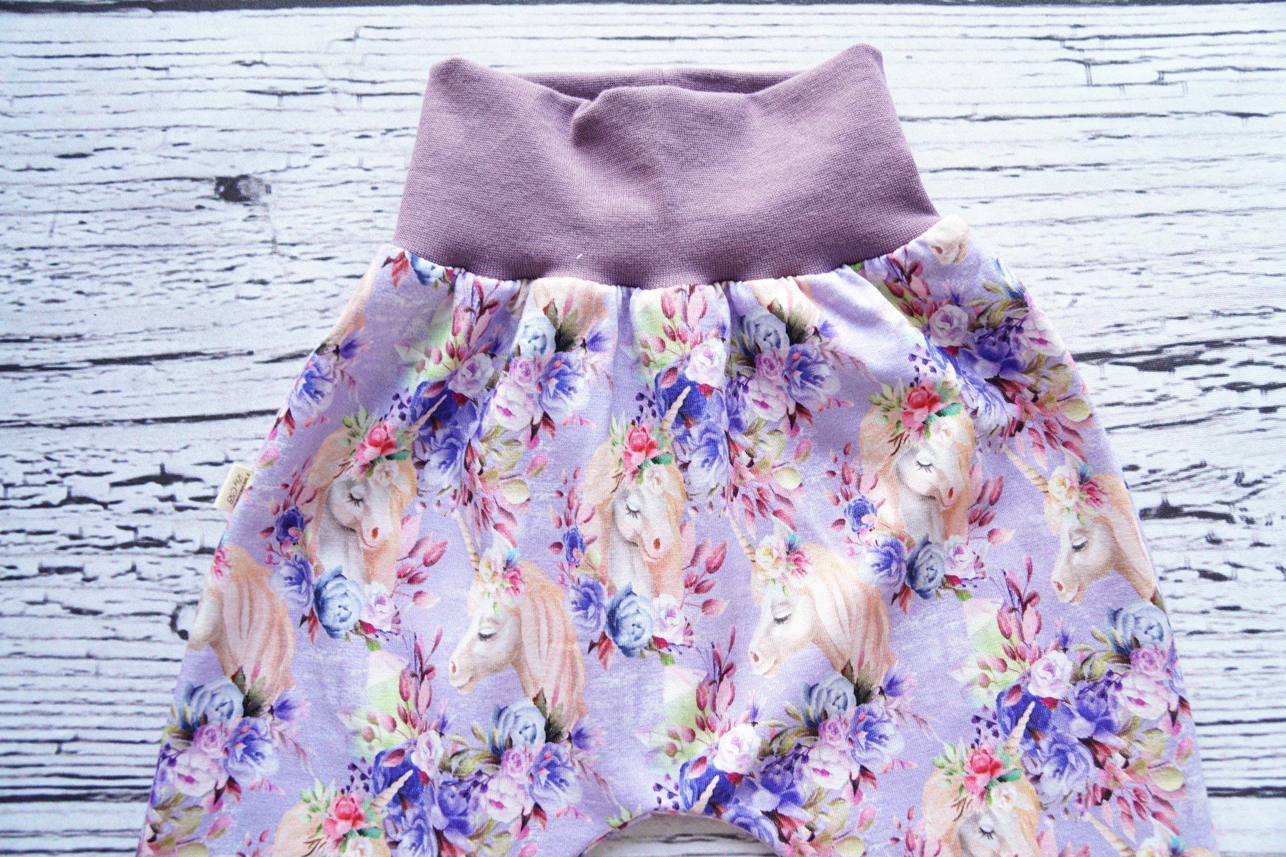 Pantaloni: Pumphose mit Einhorn/Blumen Gr.92/98 NEU – Nuovo e nell'imballaggio originale da Zürich venduto da sambaum 3
