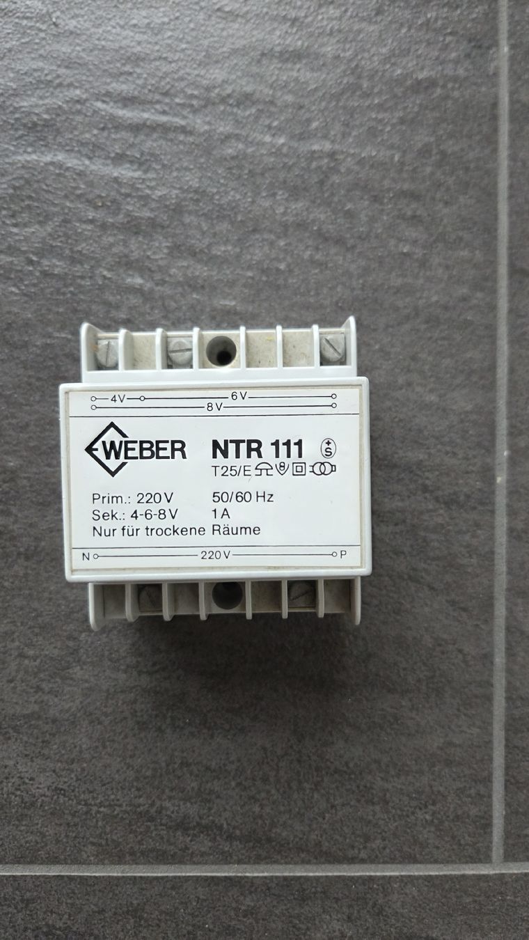 Alimentazione elettrica: WEBER NTR 111 Transformator 4 6 8 V – Usato da Morgarten venduto da Buemi0 1