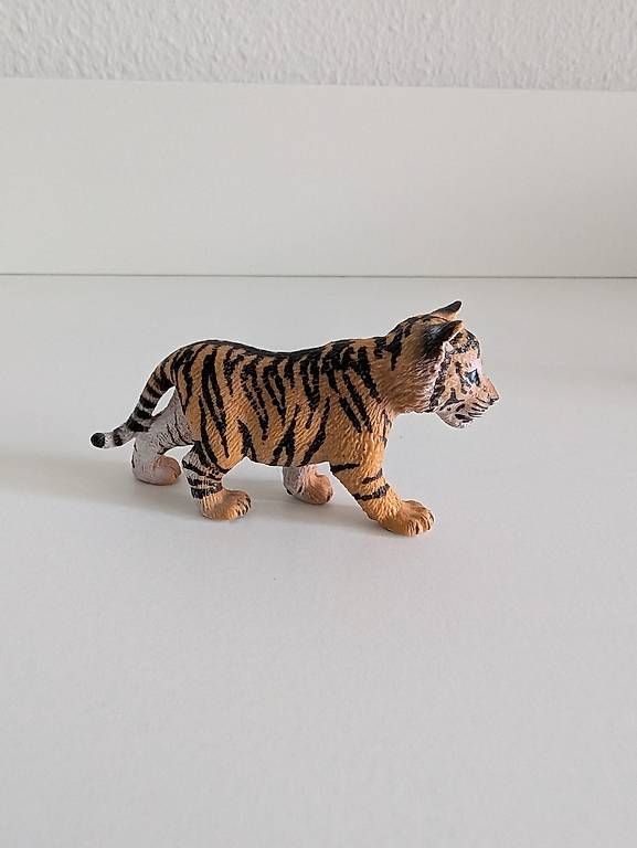 Spielzeuge: Schleich Tieger Baby  – Gebraucht aus Wangen b. Olten von kim_x9zn 2