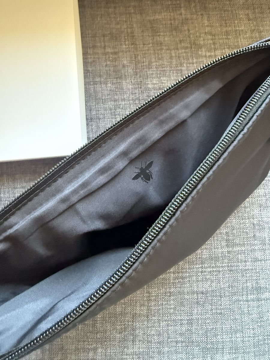 Dior Taschen: Dior Pouch – Neu und originalverpackt aus Luzern von sas_r89l 3
