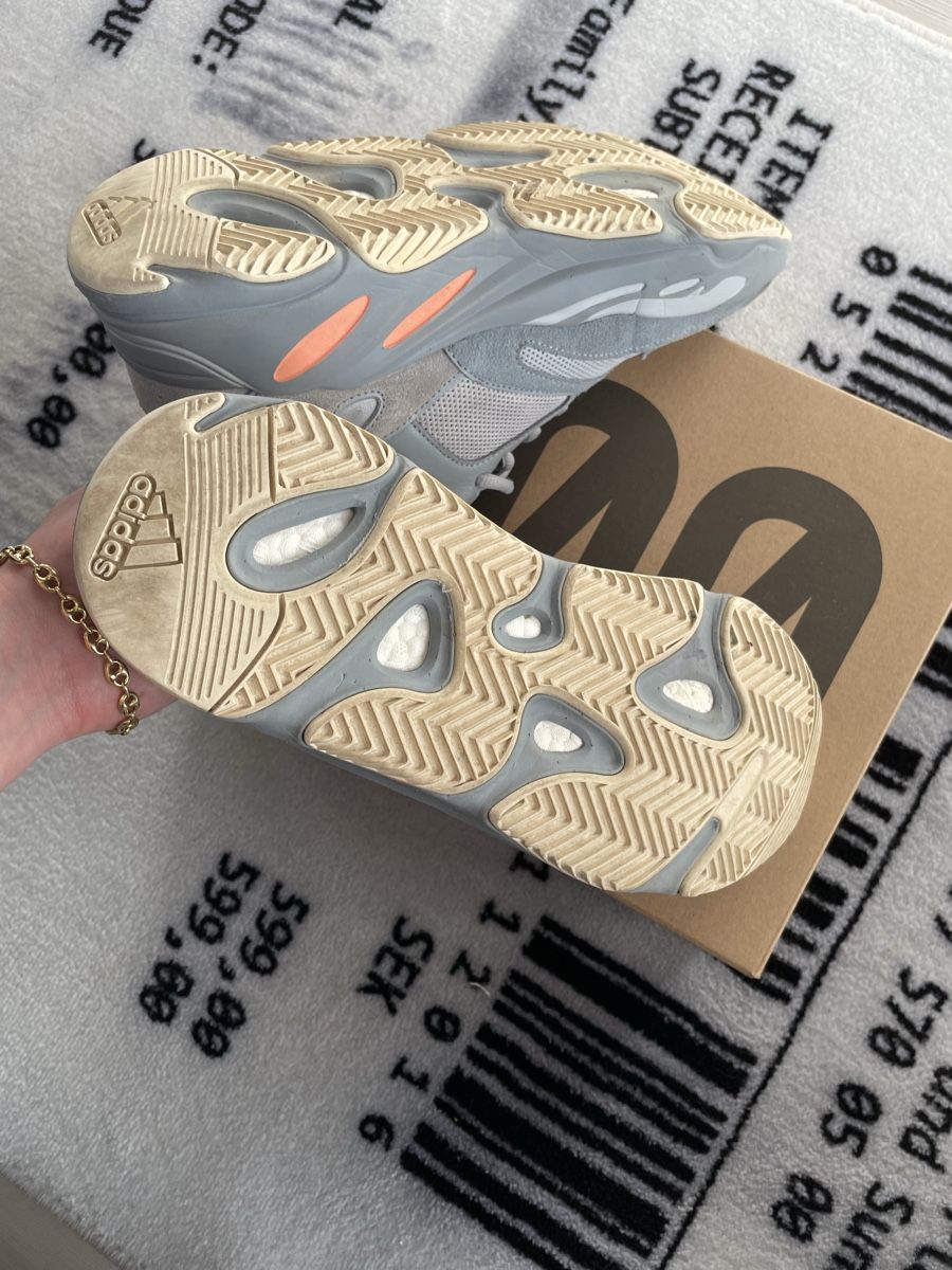 Adidas Scarpe da uomo: Yeezy 700 Inertia – Nuovo (secondo la descrizione) da Morges venduto da ITASAP 5