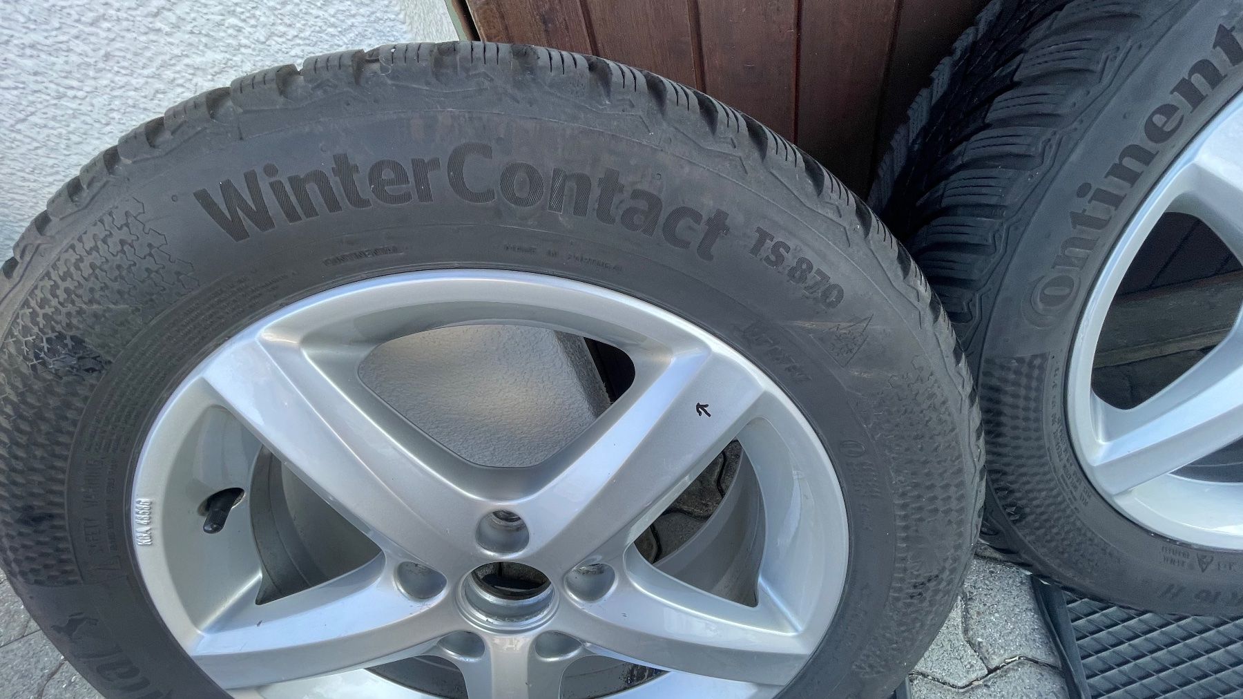 Pneus & Roues: Winterräder VW Touran – D'occasion à Riggisberg par Palmeiral 1