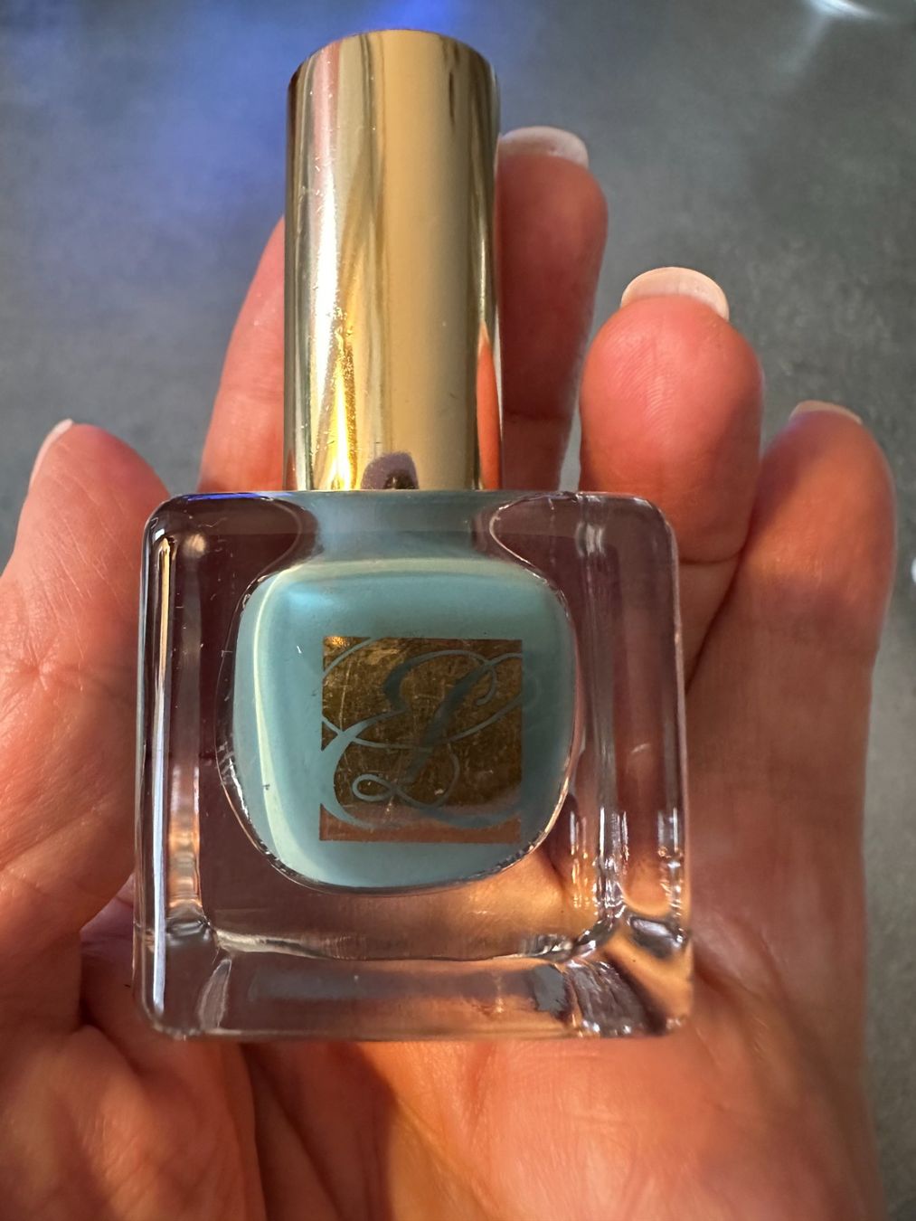 Estée Lauder Nagellack: Estée Lauder Nagellack einer neuen wunderschönen Trendfarbe – Neu und originalverpackt aus Genève von Mycollection