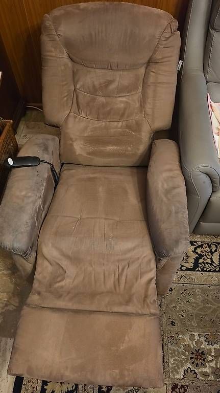 Poltrone: Fauteuil electrique avec fonction levage – Usato da Sion venduto da isa_xw2z 2
