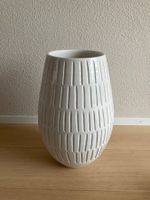 Bodenvase, Vase