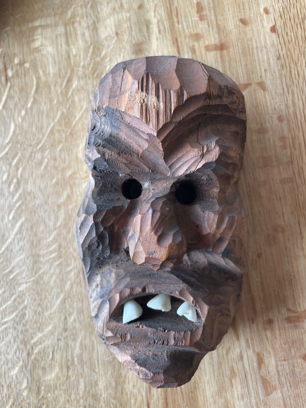 Masken: 7 Lötschentaler Holzmasken - Top! – Gebraucht aus Fidaz von Montifino 2