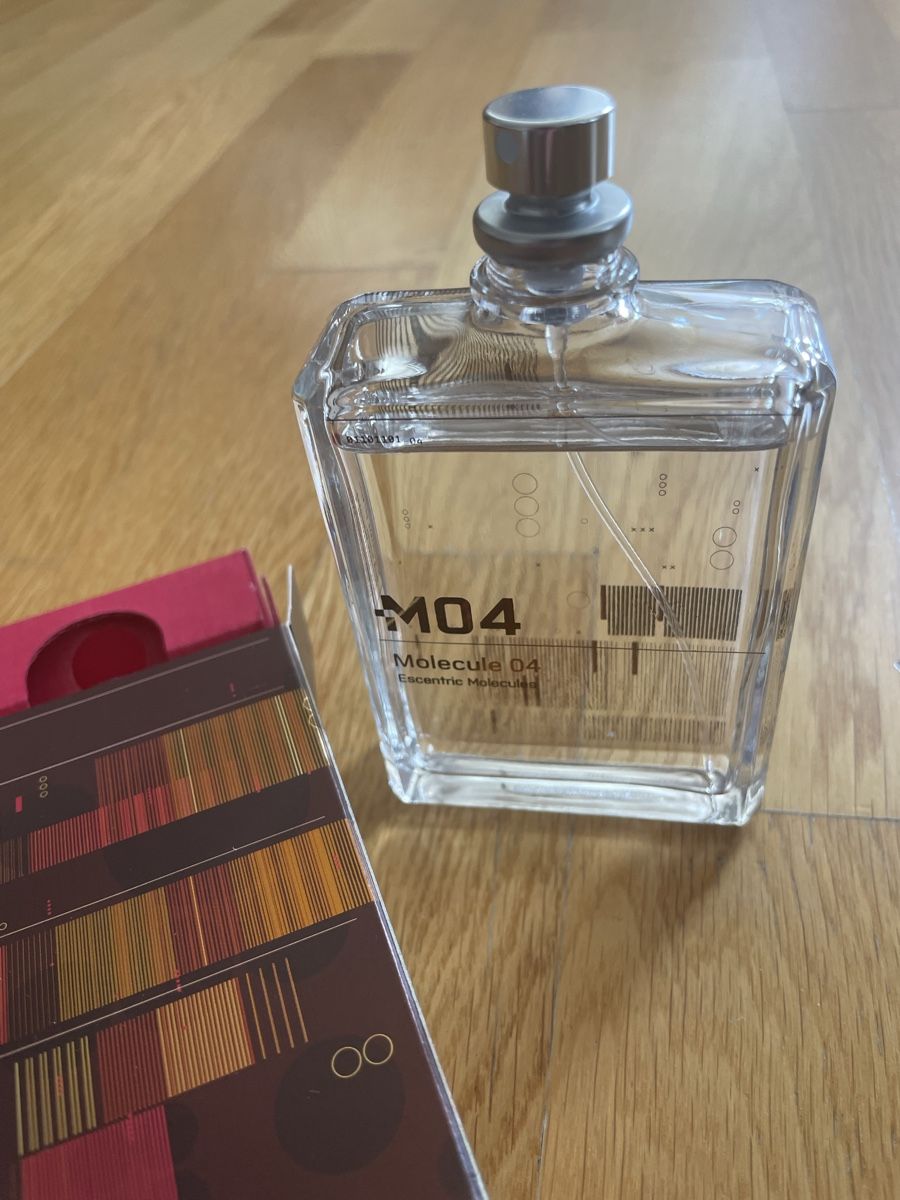 Profumi & Eau de Toilette: Escentric Molecule: Molecule 4 – Nuovo (secondo la descrizione) da Zürich venduto da Abraflu
