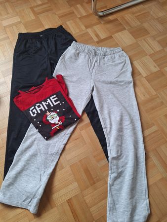Kleidungsset Jungen zwei Hosen ein Shirt gebrauch