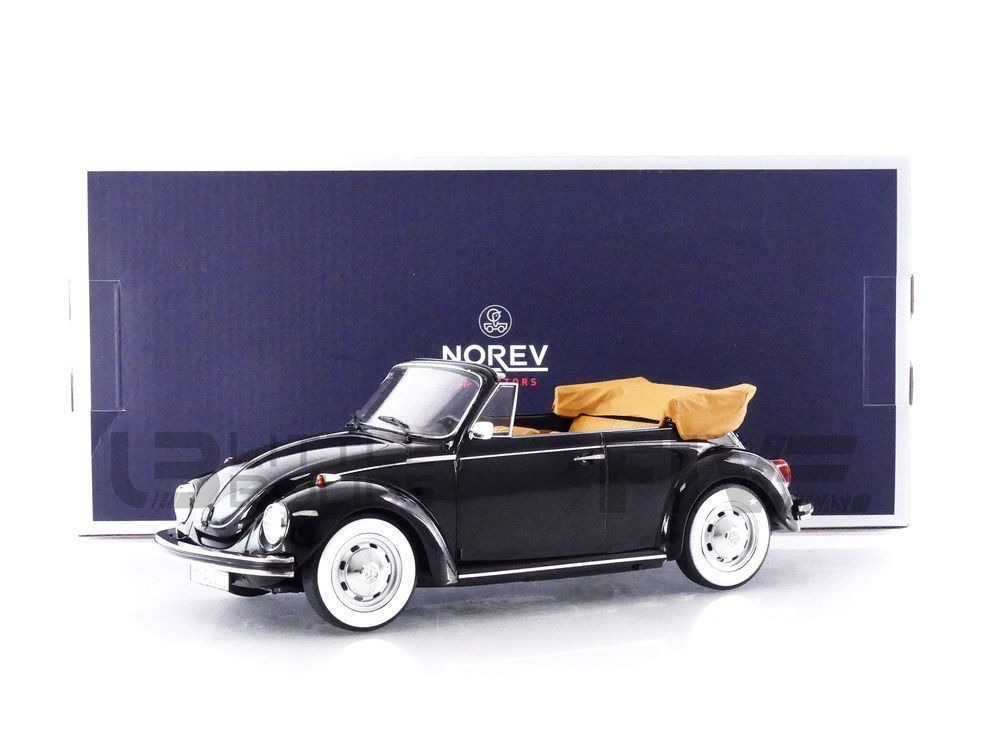 Volkswagen Modellini d'auto: VW KÄFER 1303 CABRIO Massstab 1:18 – Nuovo e nell'imballaggio originale da Erlenbach im Simmental venduto da Model_box 1