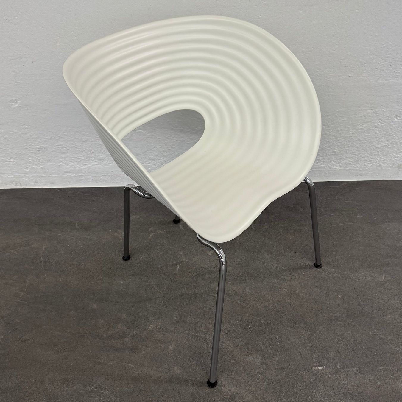 Vitra Chaises: Vitra Tom Vac Chair – D'occasion à Schönenwerd par mcofficeshop 1