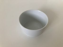 Bol blanc simple - Accessoire de cuisine polyvalent!