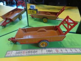 Farm-Trailer 1/43 (ohne Box) Dinky No.320 GB     > (Box016)