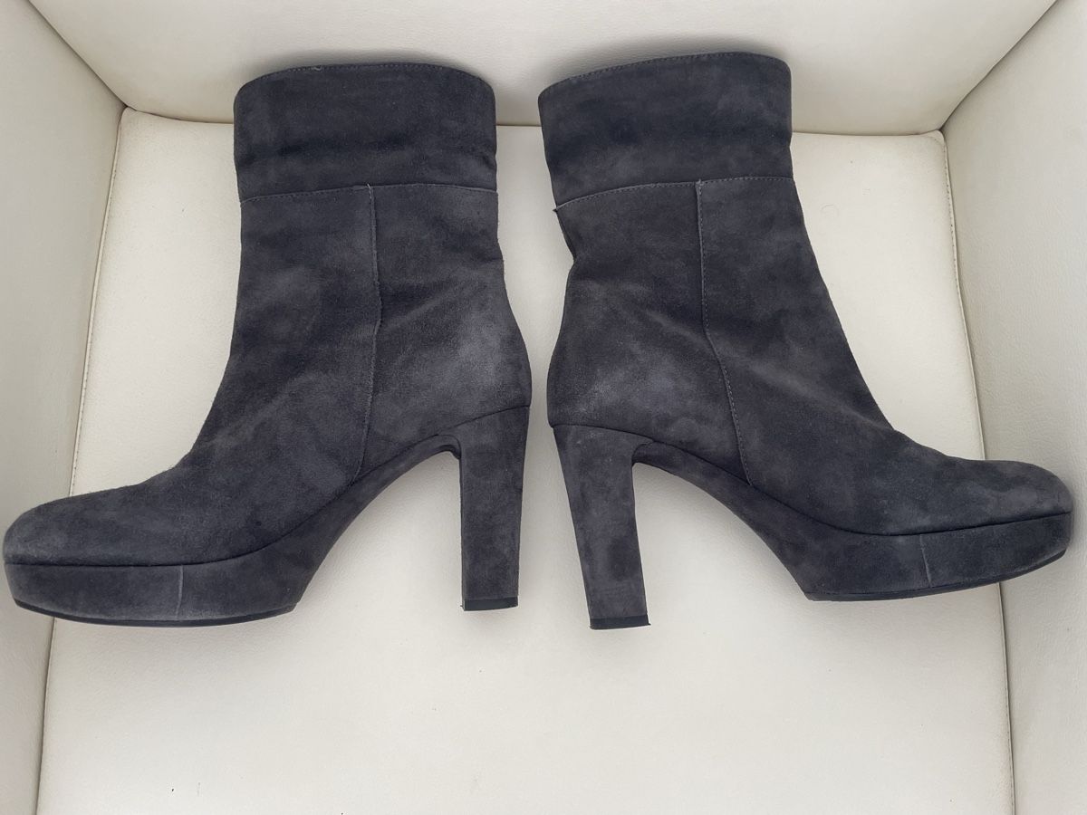 Unisa Scarpe da donna: Damen Stiefeletten Gr 37 UNISA – Usato da Rüti ZH venduto da kar_xx9l 1